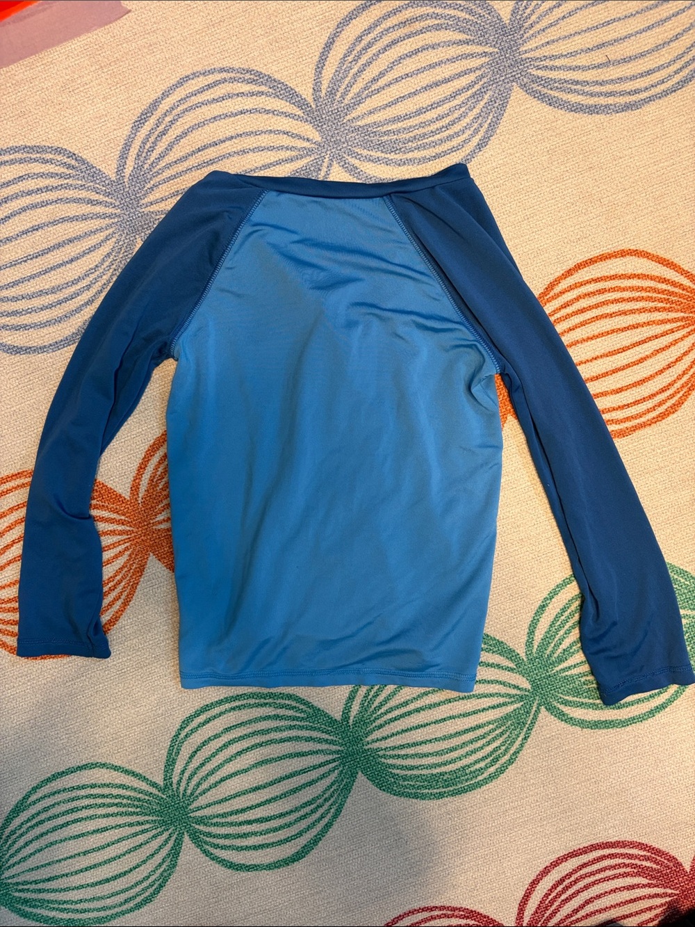 ☀️5T Rashguard bundle longsleeve! Cat & Jack rash guard AND LLbean colorblock - Picture 5 of 8